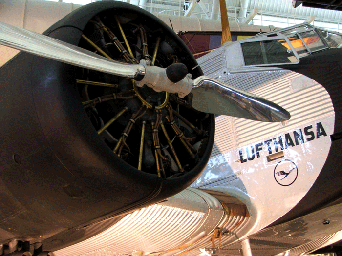 lufthansa1.gif