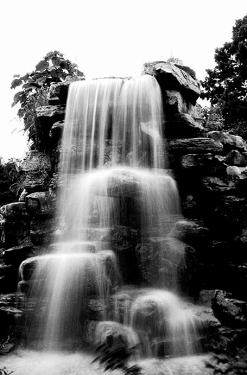 waterfall2.jpg